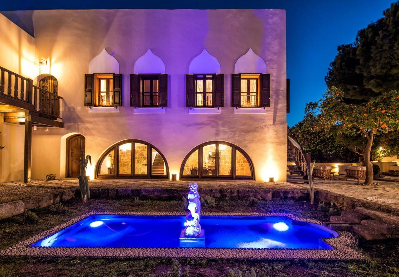 Semesterbostad Lemuria Manor, Wine Dark Sea *